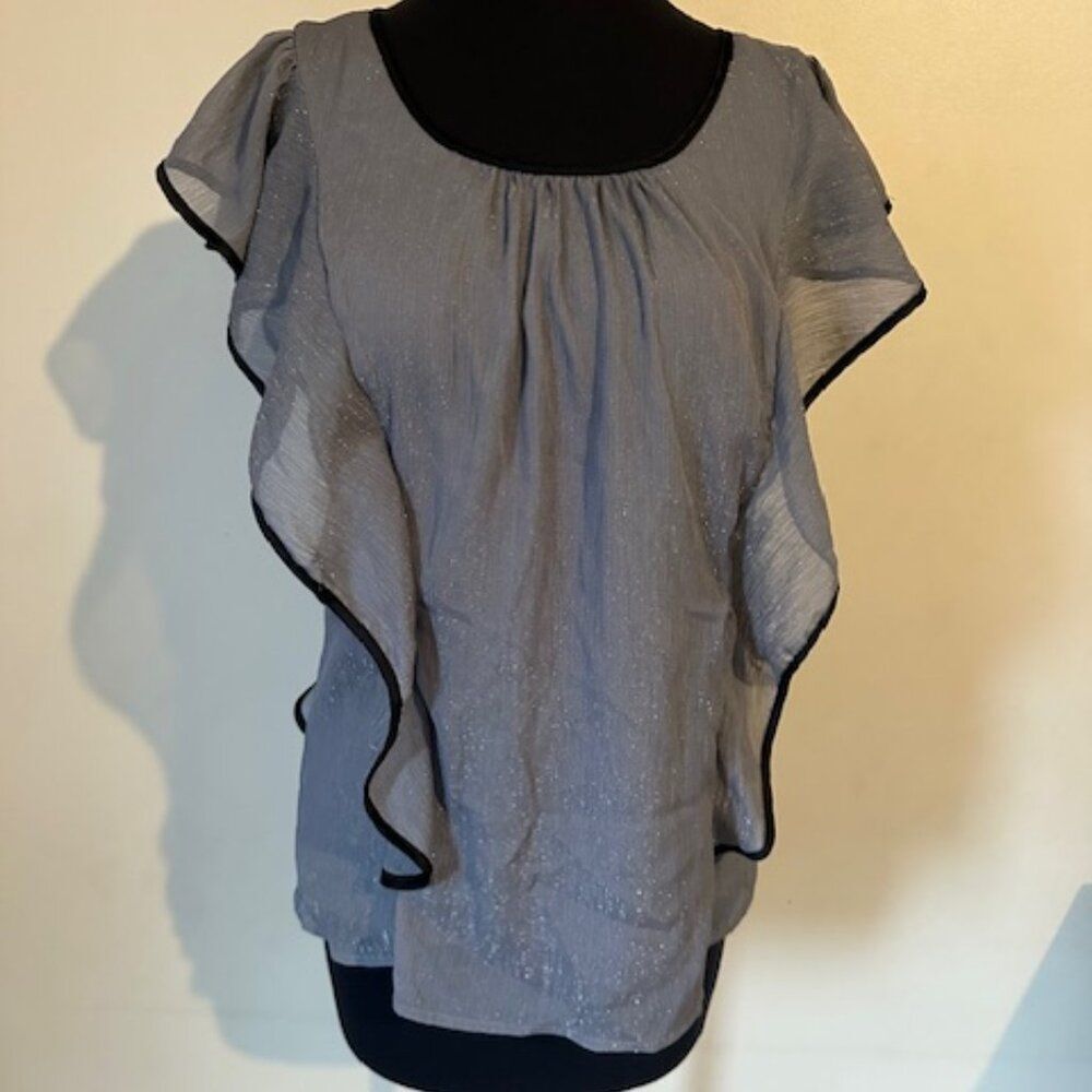 iz Byer Silver & black ruffle Top  8609